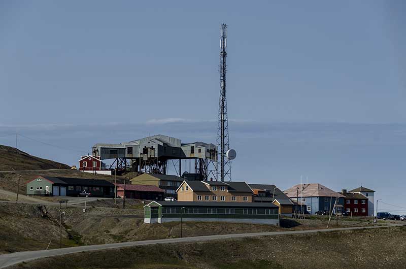 25 - Noruega - islas Svalbard - isla de Spitsbergen - Longyearbyen - antiguas instalaciones mineras